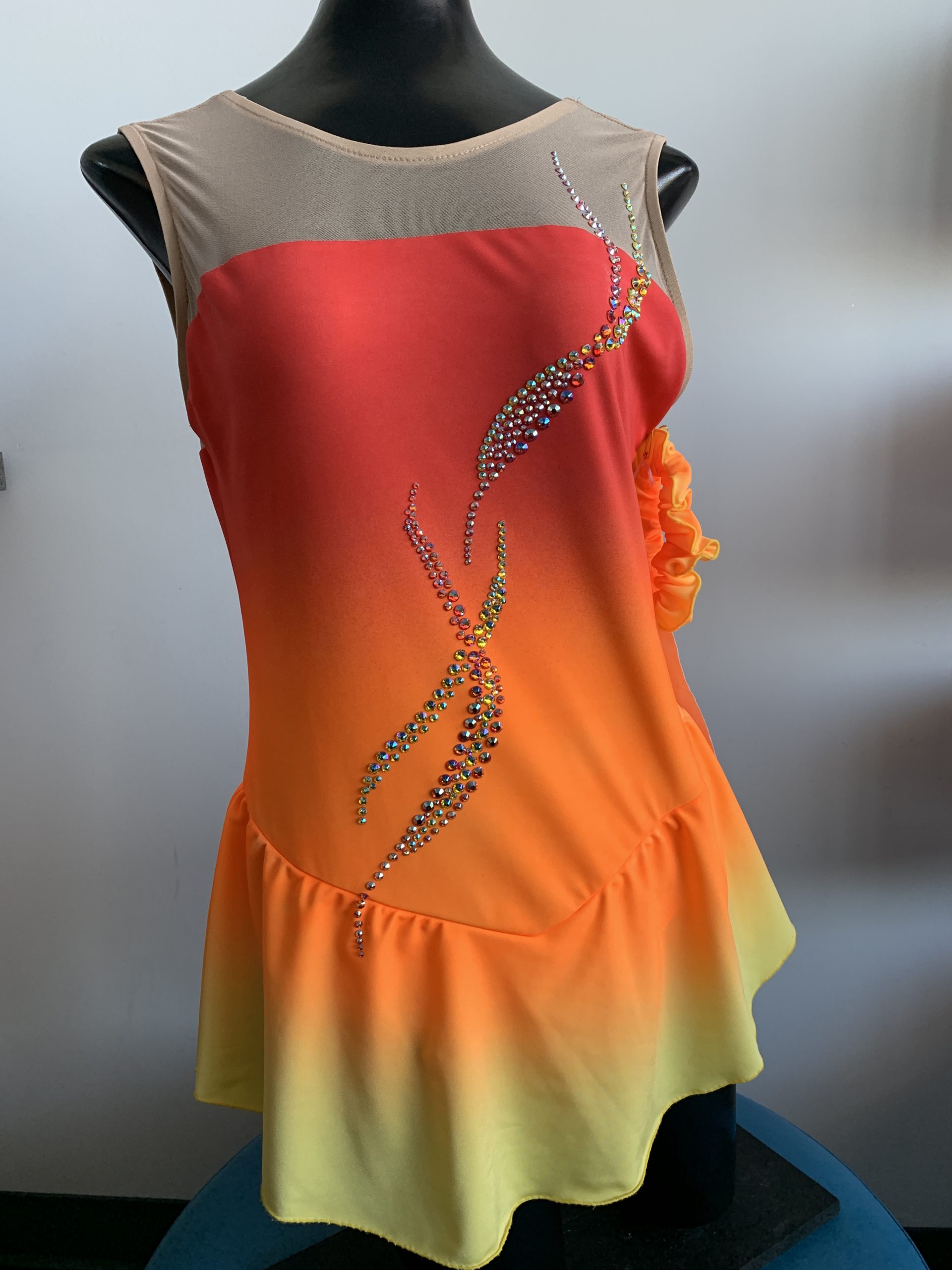 D13 Beaded Orange to Yellow Ombre Airbrush | iSkateOmaha